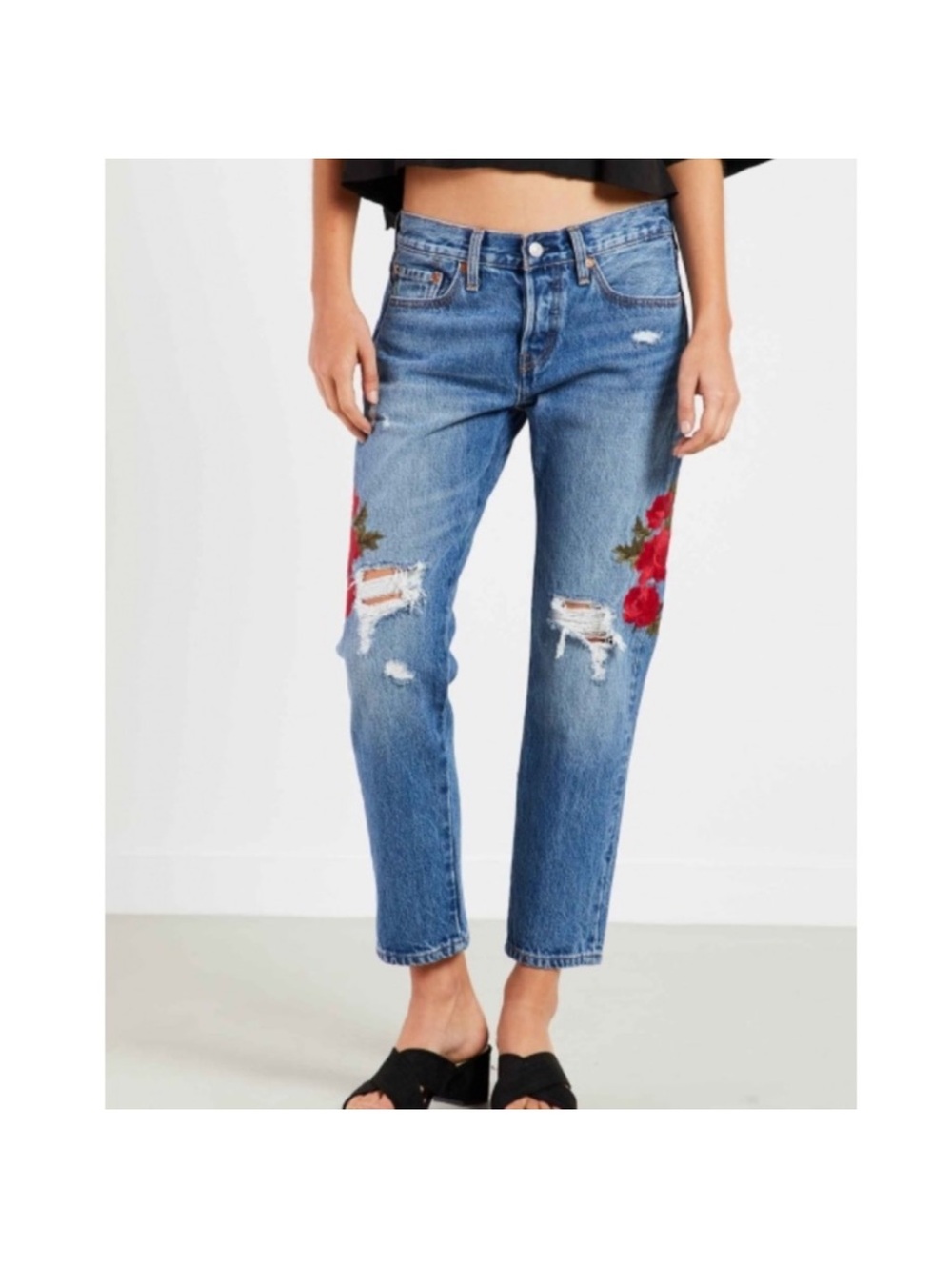 Levi's 501 Midrise Embroidered Distressed Straight-Leg Medium Wash Jeans Sz 28 - Picture 3 of 15